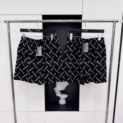 발렌시아가 로고 쇼츠 반바지